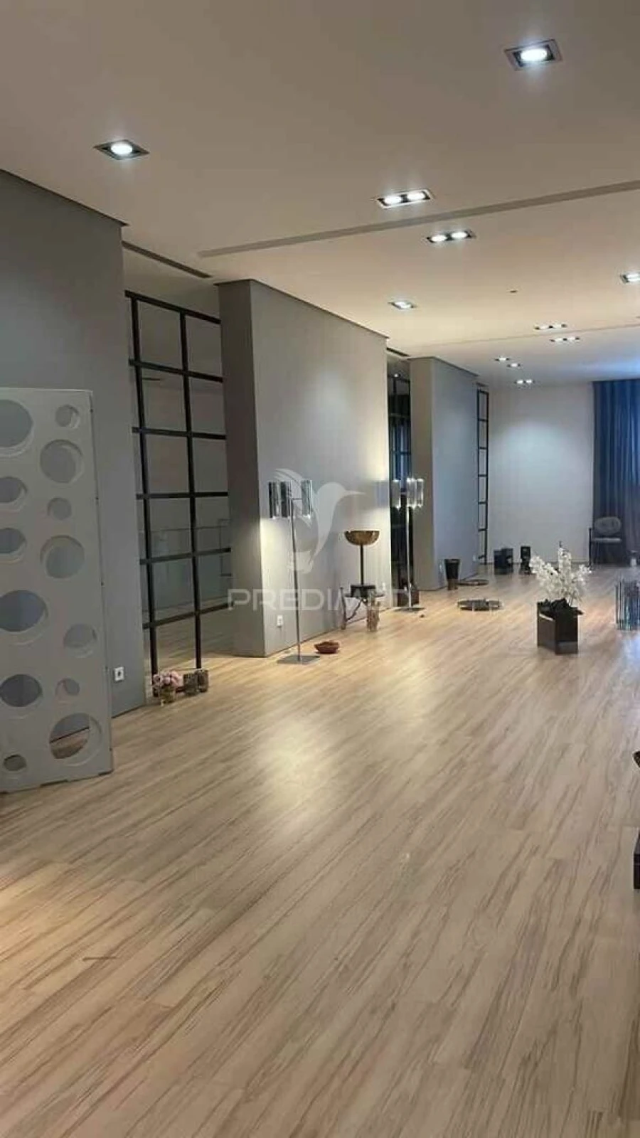 Armazém para Venda em São João da Madeira Foto 8