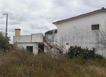 Moradia T4 para Venda em Vila Nova de Monsarros