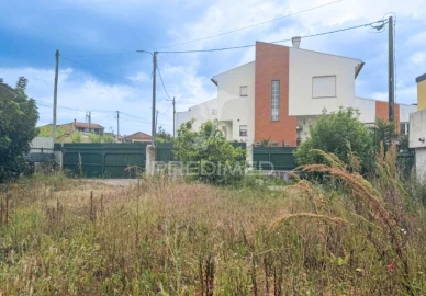Moradia T4 para Venda em Vila Nova de Monsarros