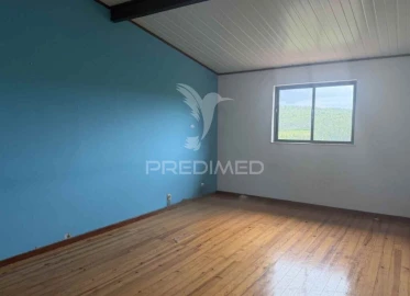 Moradia T4 para Venda em Vila Nova de Monsarros