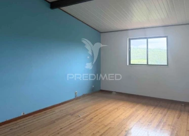 Moradia T4 para Venda em Vila Nova de Monsarros