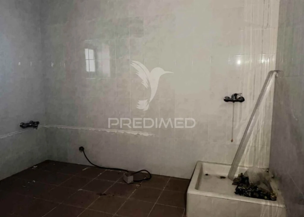 Moradia T4 para Venda em Vila Nova de Monsarros Foto 17