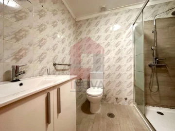Apartamento T2 para Venda em Braga (São José de São Lázaro e São João do Souto)