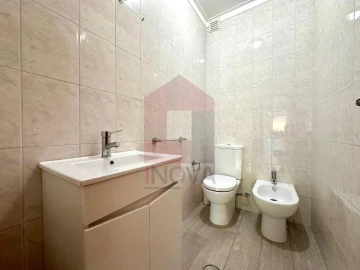 Apartamento T2 para Venda em Braga (São José de São Lázaro e São João do Souto)
