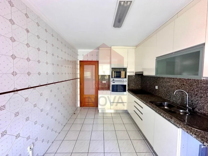 Apartamento T2 para Venda em Braga (São José de São Lázaro e São João do Souto) Foto 4