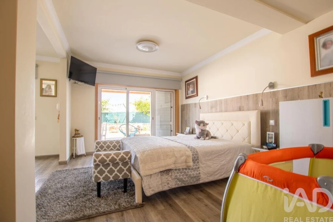Quinta T5 para Venda em Midões Foto 9