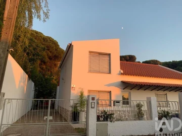 Moradia T7 para Venda em Quinta do Anjo