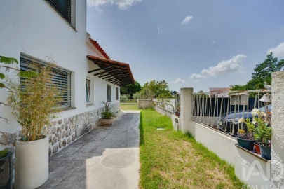 Moradia T7 para Venda em Quinta do Anjo