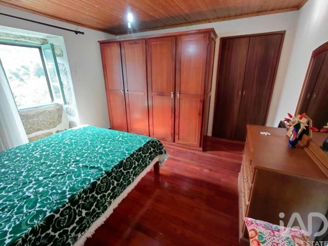 Moradia T3 para Venda em Fiães Foto 10