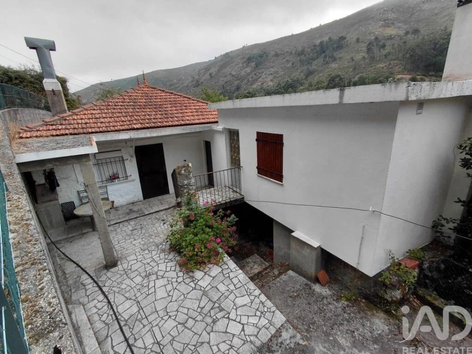 Moradia T3 para Venda em Fiães Foto 1