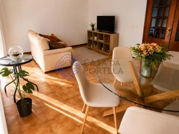 Moradia T3 para Venda em Cepães e Fareja