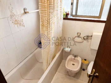 Moradia T3 para Venda em Cepães e Fareja