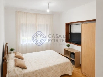 Moradia T3 para Venda em Cepães e Fareja