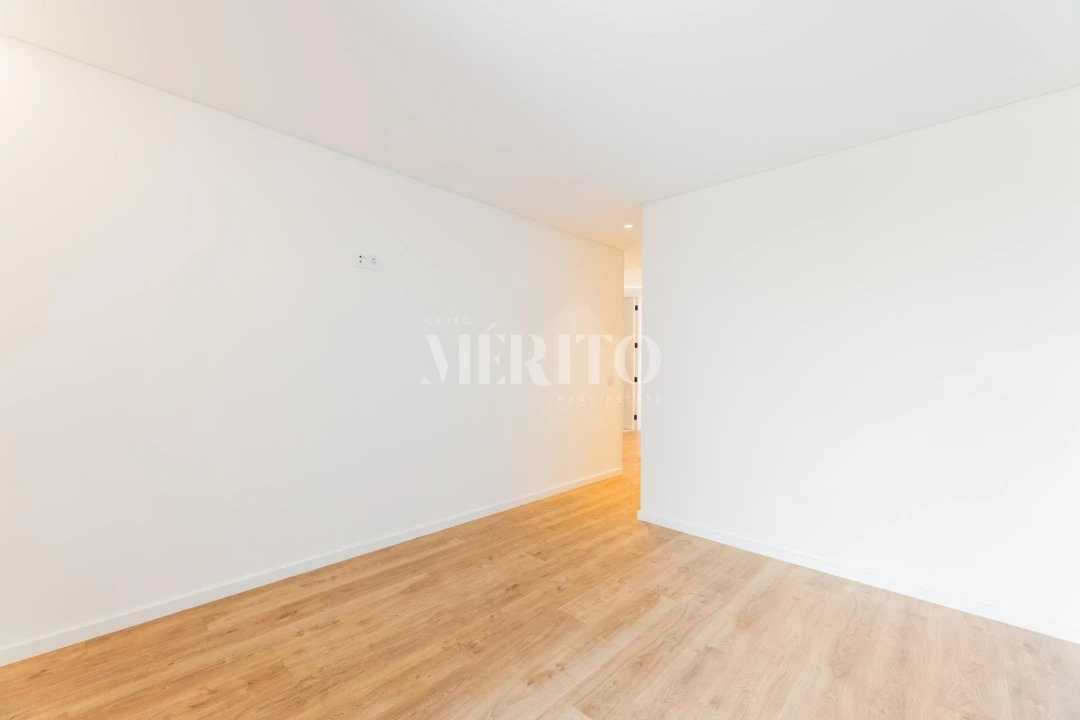 Apartamento T3 para Venda em Caldelas Foto 21