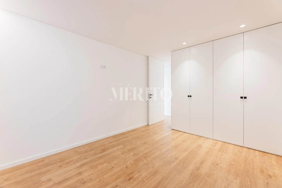 Apartamento T3 para Venda em Caldelas Foto 17