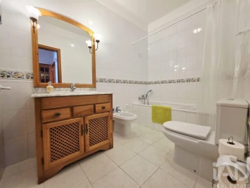 Apartamento T2 para Arrendamento em Tavira (Santa Maria e Santiago)