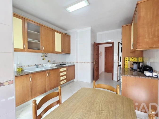 Apartamento T2 para Arrendamento em Tavira (Santa Maria e Santiago) Foto 9