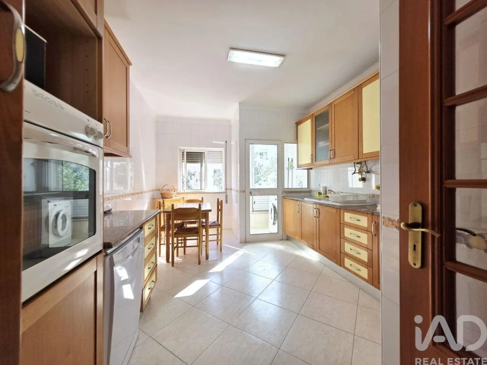 Apartamento T2 para Arrendamento em Tavira (Santa Maria e Santiago) Foto 7