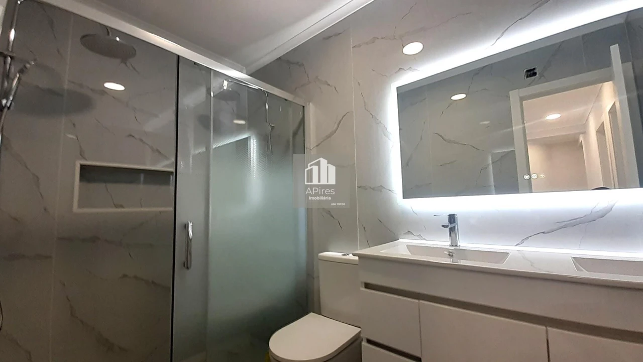 Apartamento T4 para Venda em Amora Foto 17
