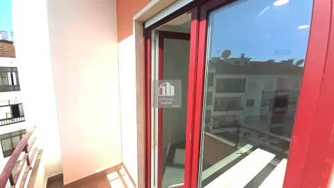 Apartamento T4 para Venda em Amora