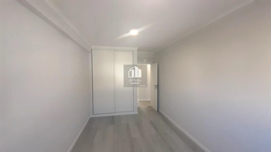 Apartamento T4 para Venda em Amora Foto 21