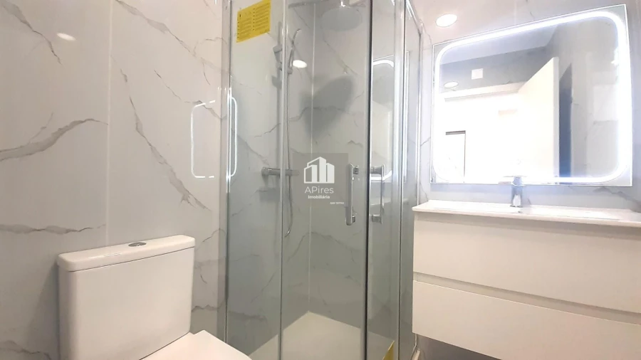 Apartamento T4 para Venda em Amora Foto 20