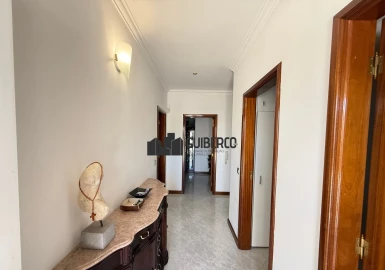 Moradia T3 para Venda em Ronfe