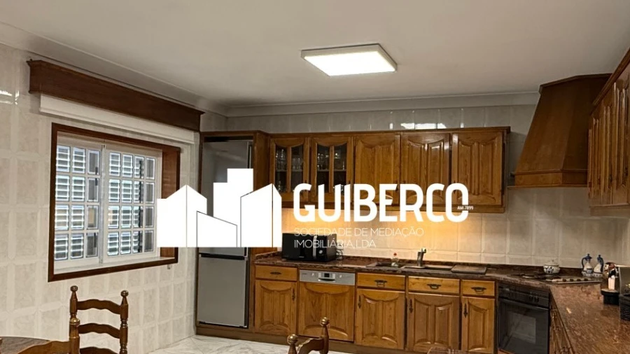 Moradia T3 para Venda em Ronfe
