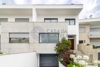Moradia T4 para Venda em São Mamede de Infesta e Senhora da Hora