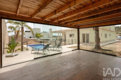 Moradia T4 para Venda em Albufeira e Olhos de Água