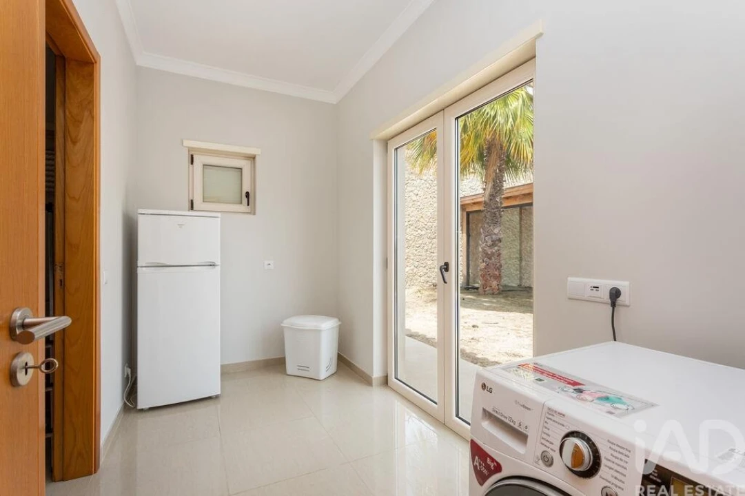 Moradia T4 para Venda em Albufeira e Olhos de Água Foto 9