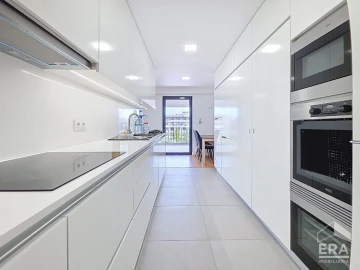 Apartamento T3 para Venda em Santo Antonio dos Olivais