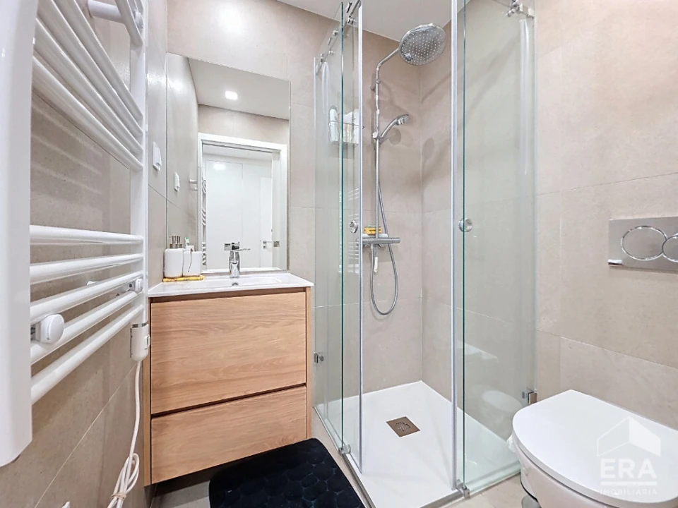 Apartamento T3 para Venda em Santo Antonio dos Olivais Foto 10