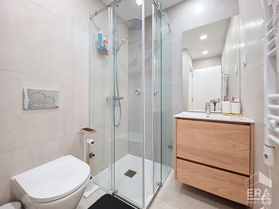 Apartamento T3 para Venda em Santo Antonio dos Olivais Foto 12