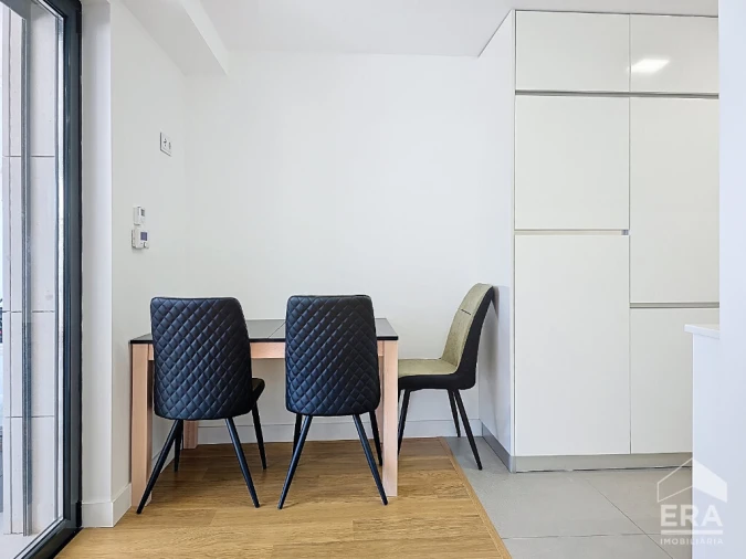 Apartamento T3 para Venda em Santo Antonio dos Olivais Foto 5