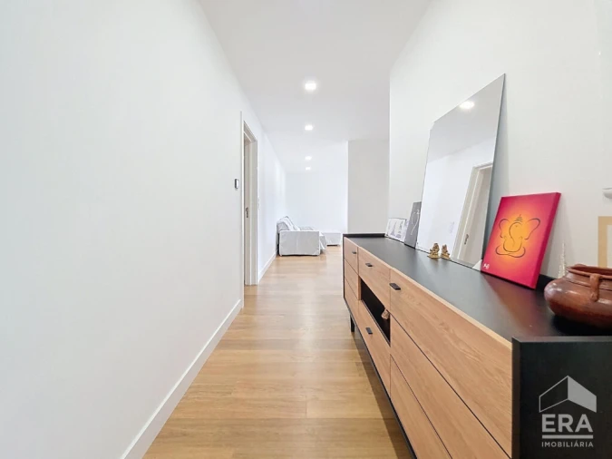 Apartamento T3 para Venda em Santo Antonio dos Olivais Foto 2