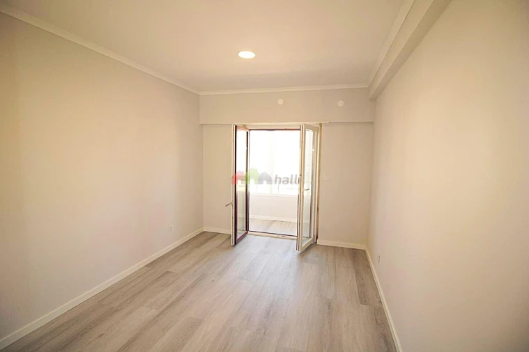 Apartamento T4 para Venda em Amora Foto 16