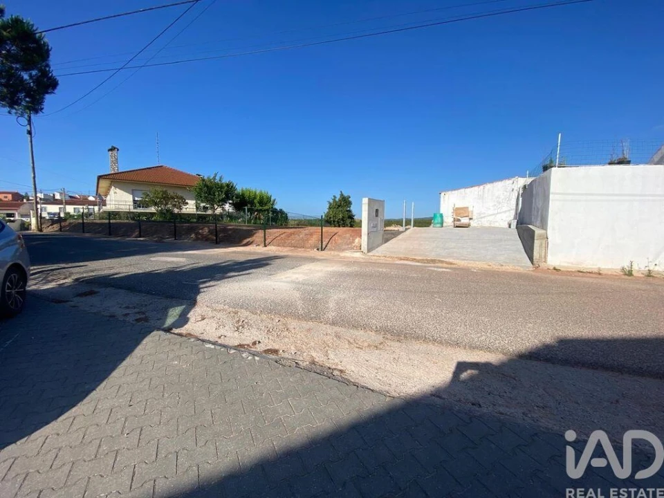 Moradia para Venda em Lamas e Cercal Foto 2