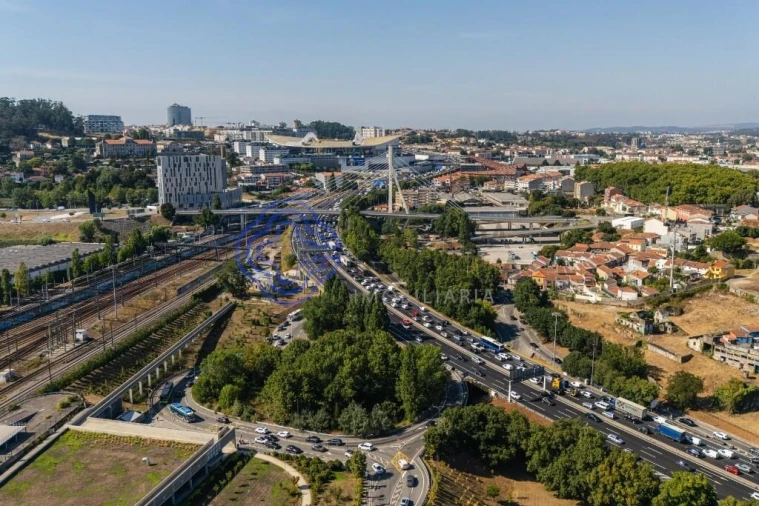 Prédio para Venda em Campanhã Foto 8