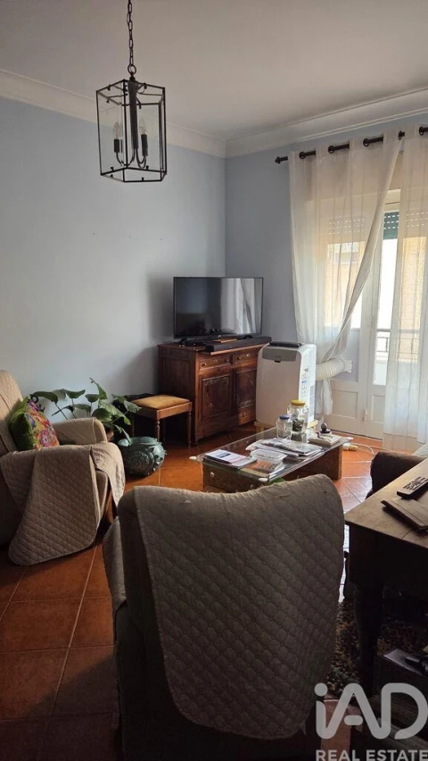 Apartamento T4 para Venda em Alhandra, São João dos Montes e Calhandriz