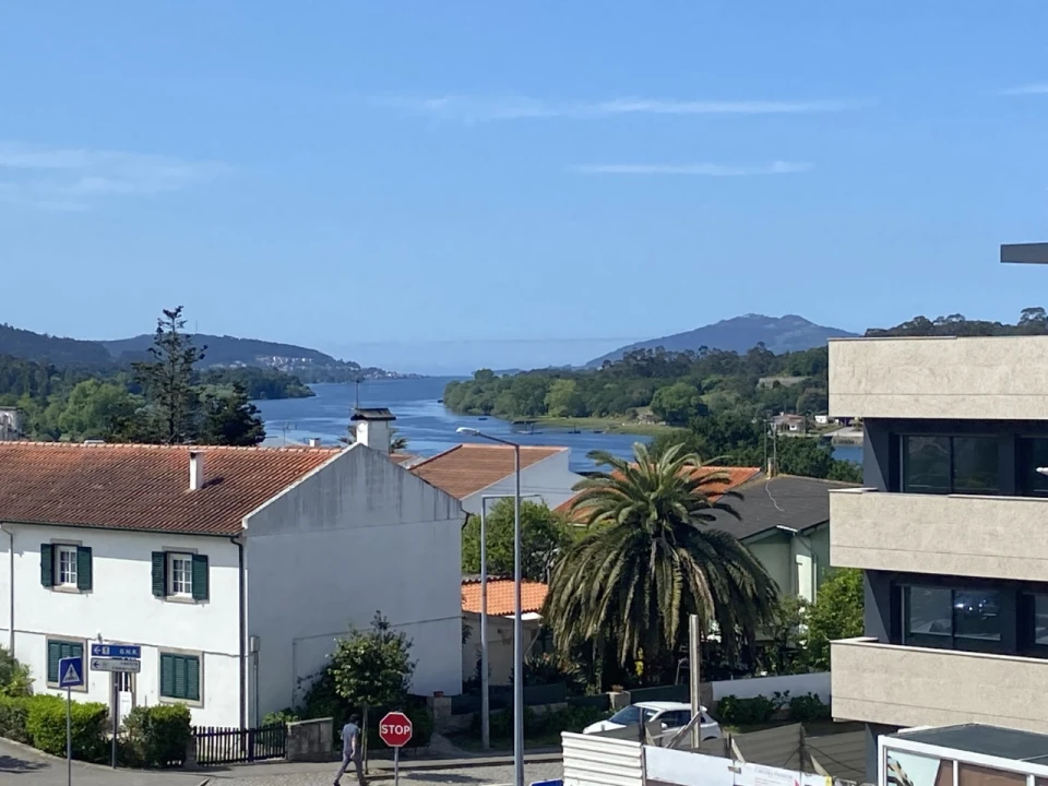 Apartamento T3 para Venda em Vila Nova de Cerveira e Lovelhe Foto 1