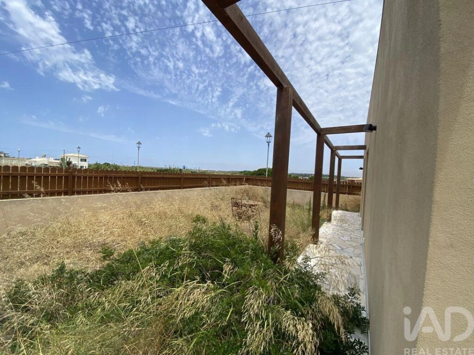 Moradia T2 para Venda em Vila de Sagres Foto 12