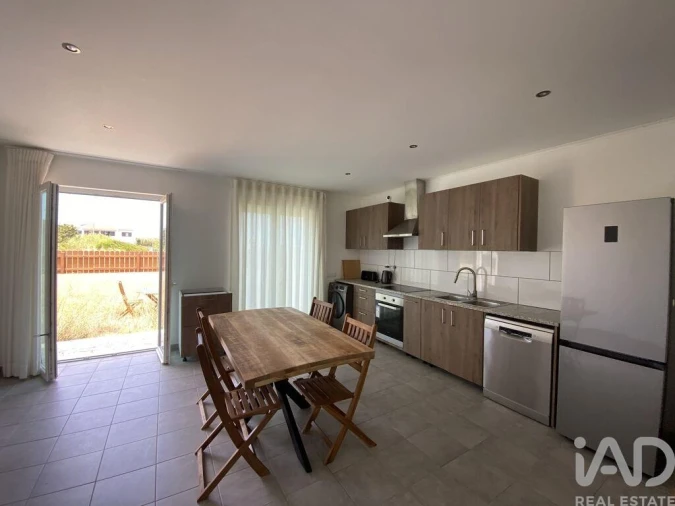 Moradia T2 para Venda em Vila de Sagres Foto 5
