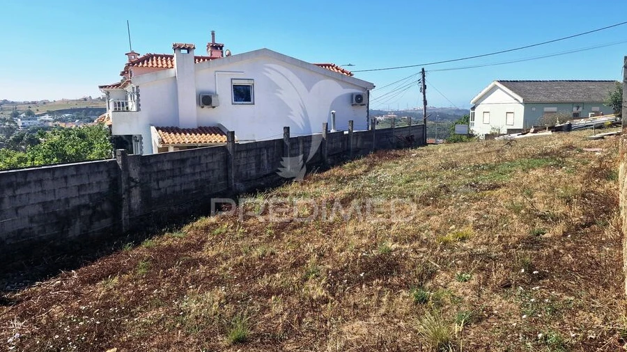 Terreno para Venda em Almargem do Bispo, Pêro Pinheiro e Montelavar
