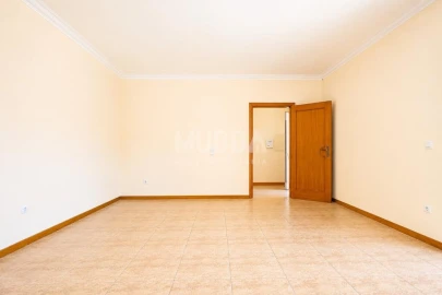 Moradia T3 para Venda em Canedo, Vale e Vila Maior