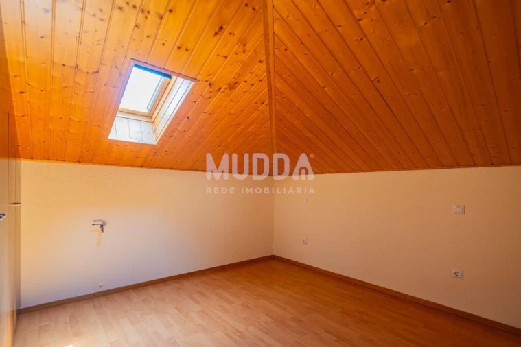 Moradia T3 para Venda em Canedo, Vale e Vila Maior Foto 37