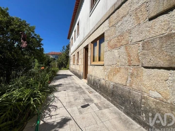Moradia T4 para Venda em Lanheses