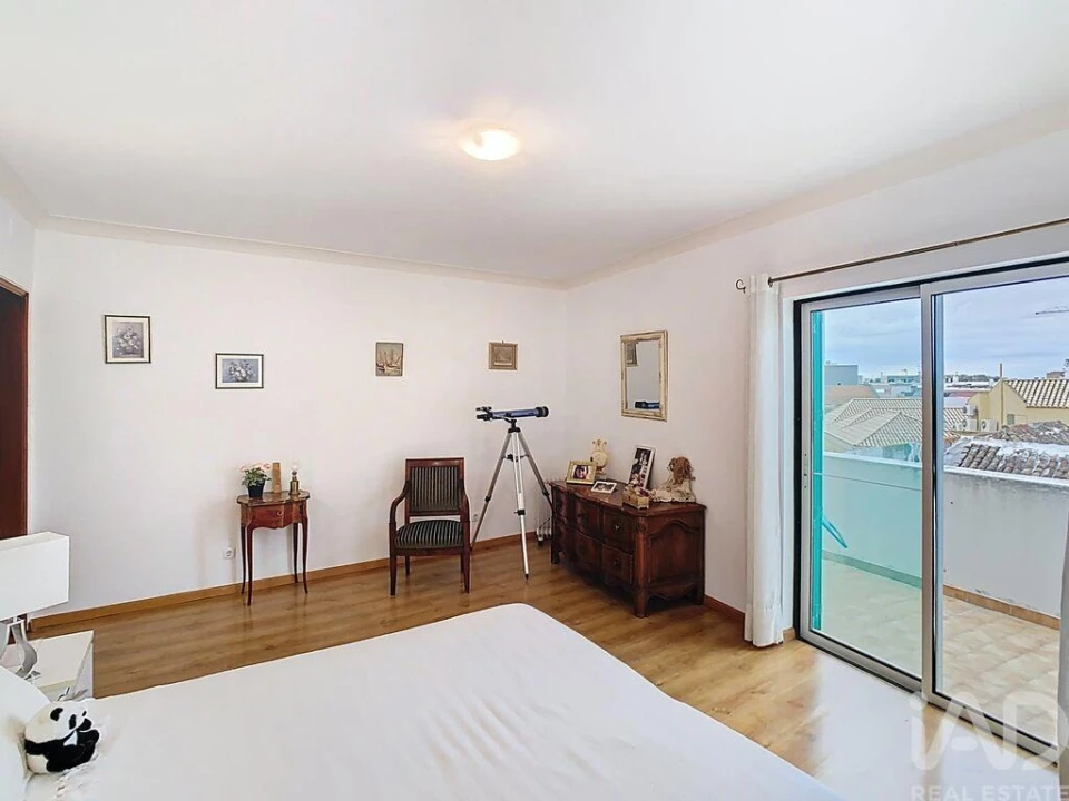 Apartamento T3 para Venda em Faro (Sé e São Pedro) Foto 19