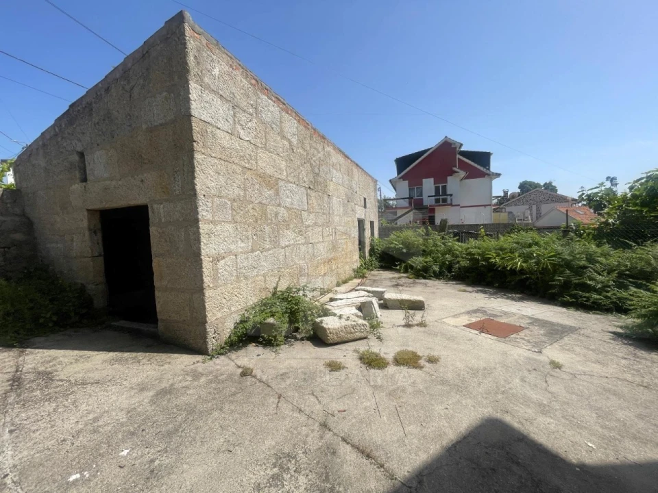 Moradia T5 para Venda em Vila Nova de Anha Foto 14
