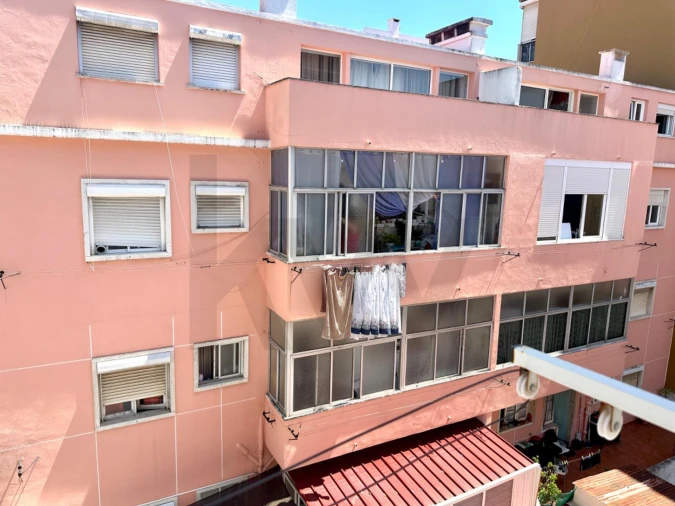 Apartamento T2 para Venda em Almada, Cova da Piedade, Pragal e Cacilhas Foto 10